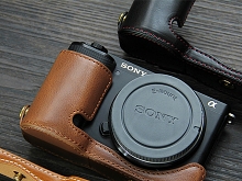 SONY ZV-E10 Half-Body Leather Case Base