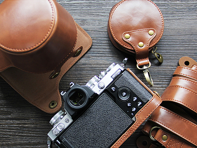 Nikon Z fc (Z16-50mm / Z28mm F2.8) Premium Leather Case with Leather Strap