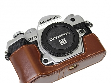 Olympus OM-D E-M5 Mark III Half-Body Leather Case Base