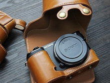 SONY ZV-E10 (16-50mm) Premium Leather Case with Leather Strap
