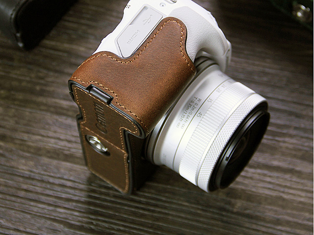 Canon EOS R50 Half-Body Genuine Leather Case Base