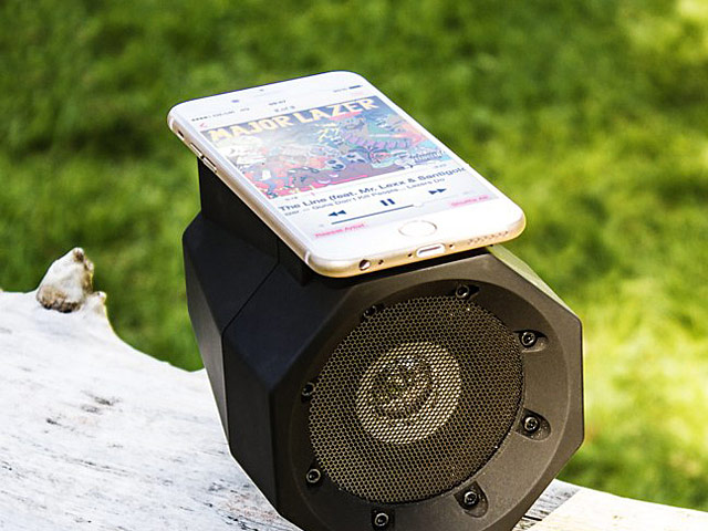 Boombox Touch Speaker