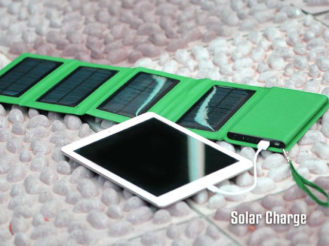 Folding Solar Storage Power 8000mAh