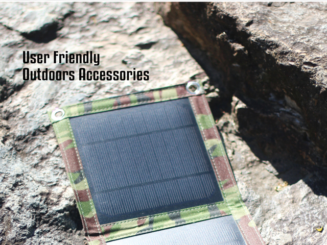 Foldable Camouflage 5W Solar Charger - 1000mA