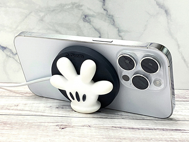 infoThink Mickey Glove Shaped Magnetic Wireless Charger